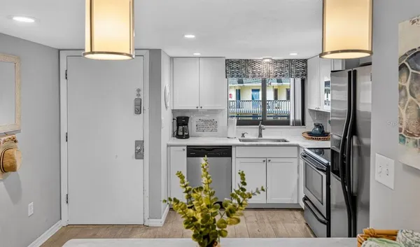 $449,900 | 1275 Ocean Shore Boulevard, Unit 206, Ormond Beach, FL 32176