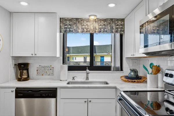 $449,900 | 1275 Ocean Shore Boulevard, Unit 206, Ormond Beach, FL 32176