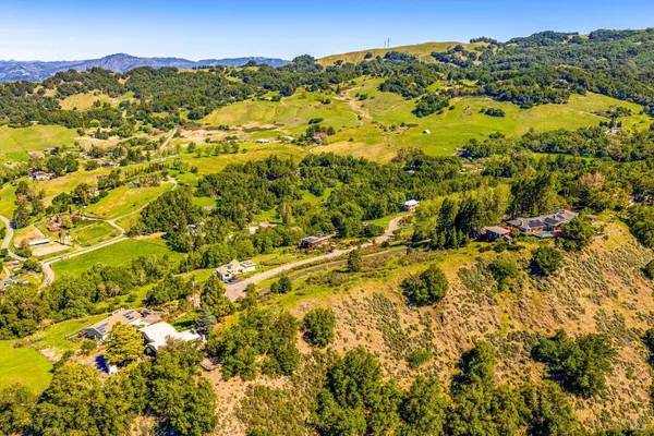 $285,000 | 6048 Hyland Way, Penngrove, CA 94951