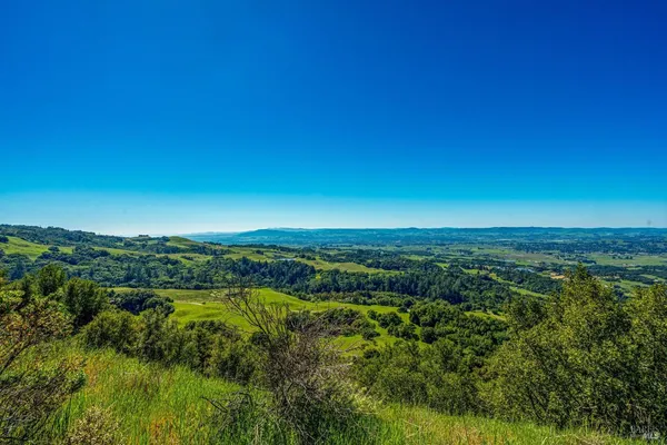 $285,000 | 6048 Hyland Way, Penngrove, CA 94951