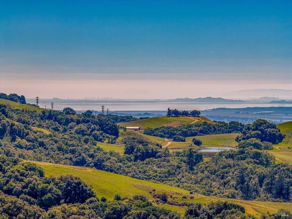 $285,000 | 6048 Hyland Way, Penngrove, CA 94951
