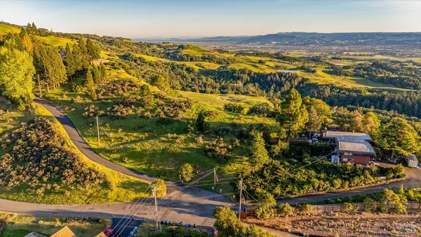 $285,000 | 6048 Hyland Way, Penngrove, CA 94951