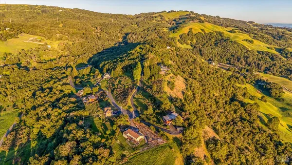 $285,000 | 6048 Hyland Way, Penngrove, CA 94951