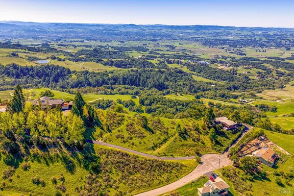 $285,000 | 6048 Hyland Way, Penngrove, CA 94951