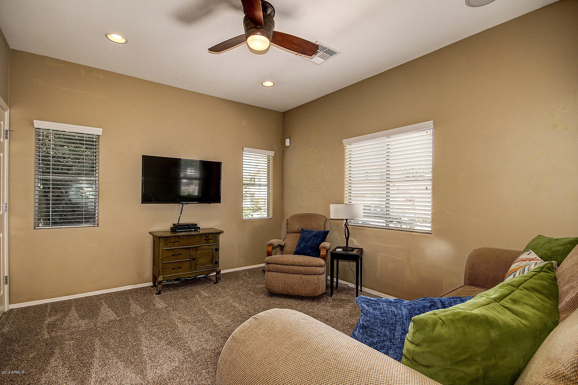 522 North Ranger Trail Gilbert, AZ 85234 - Photo 4 of 26 Ranger (11)