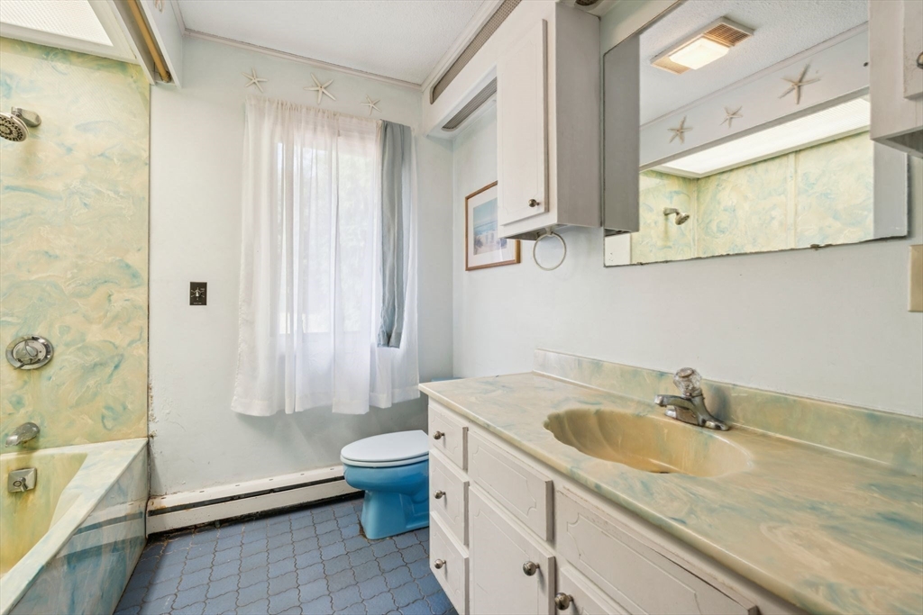 22 Long Neck Road Wareham, MA 02532 - Photo 26 of 37