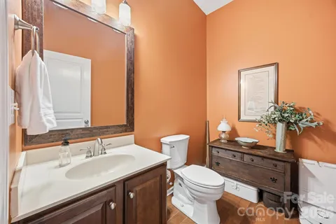 $660,000 | 1132 Aringill Lane, Matthews, NC 28104