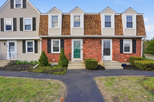 $469,900 | 848 Plain Street, Unit 28, Marshfield, MA 02050