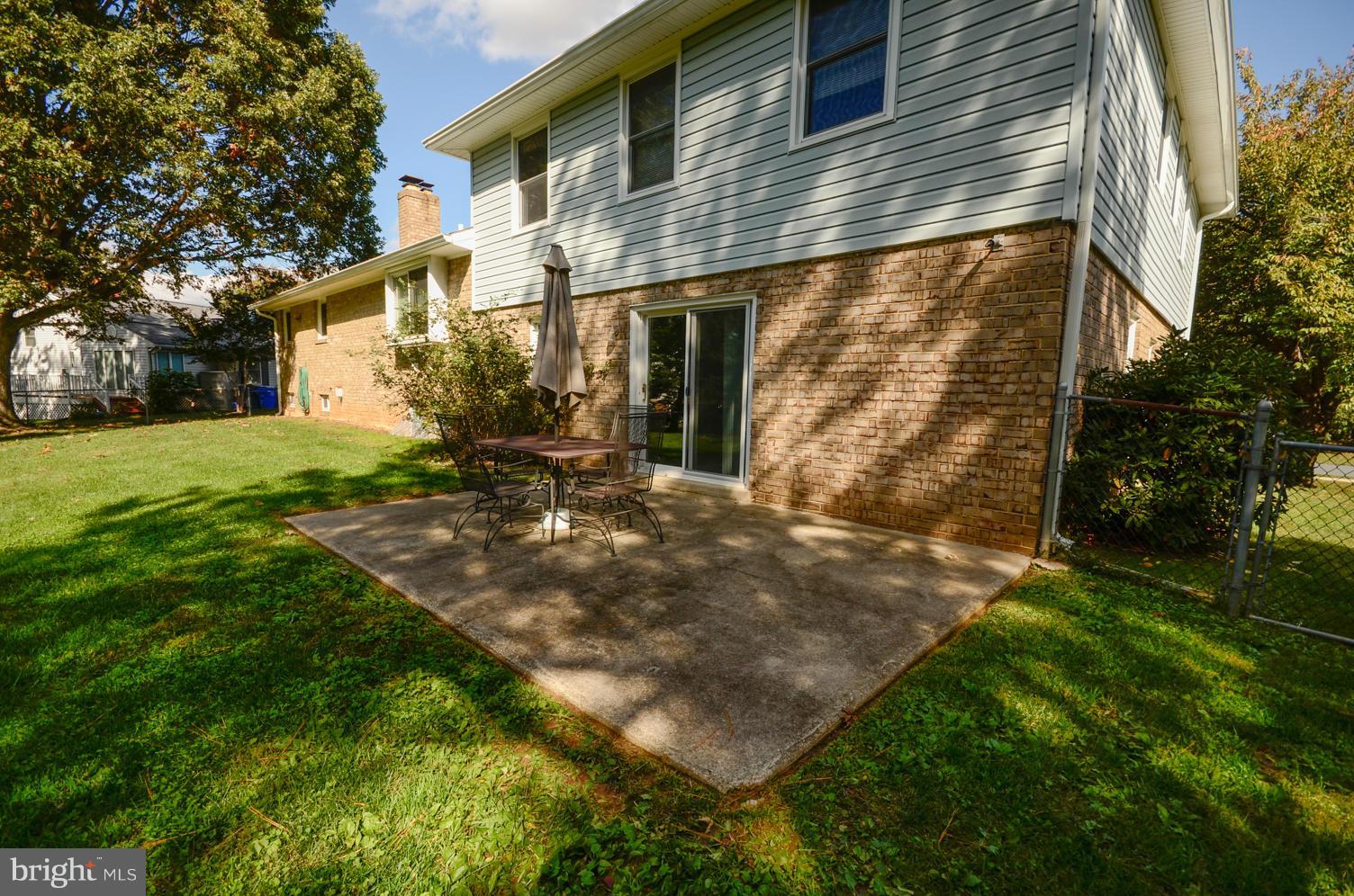 18816 Bloomfield Road Olney, MD 20832 - Photo 26 of 29 Exterior (Rear)