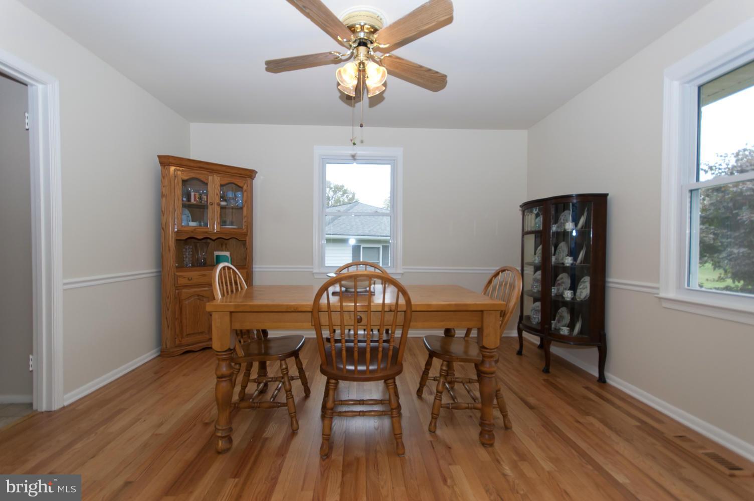 18816 Bloomfield Road Olney, MD 20832 - Photo 6 of 29 Dining Room
