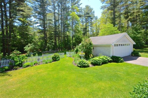 379 Delano Road Marion, MA 02738 - Photo 3 of 22 Gallery Image 3