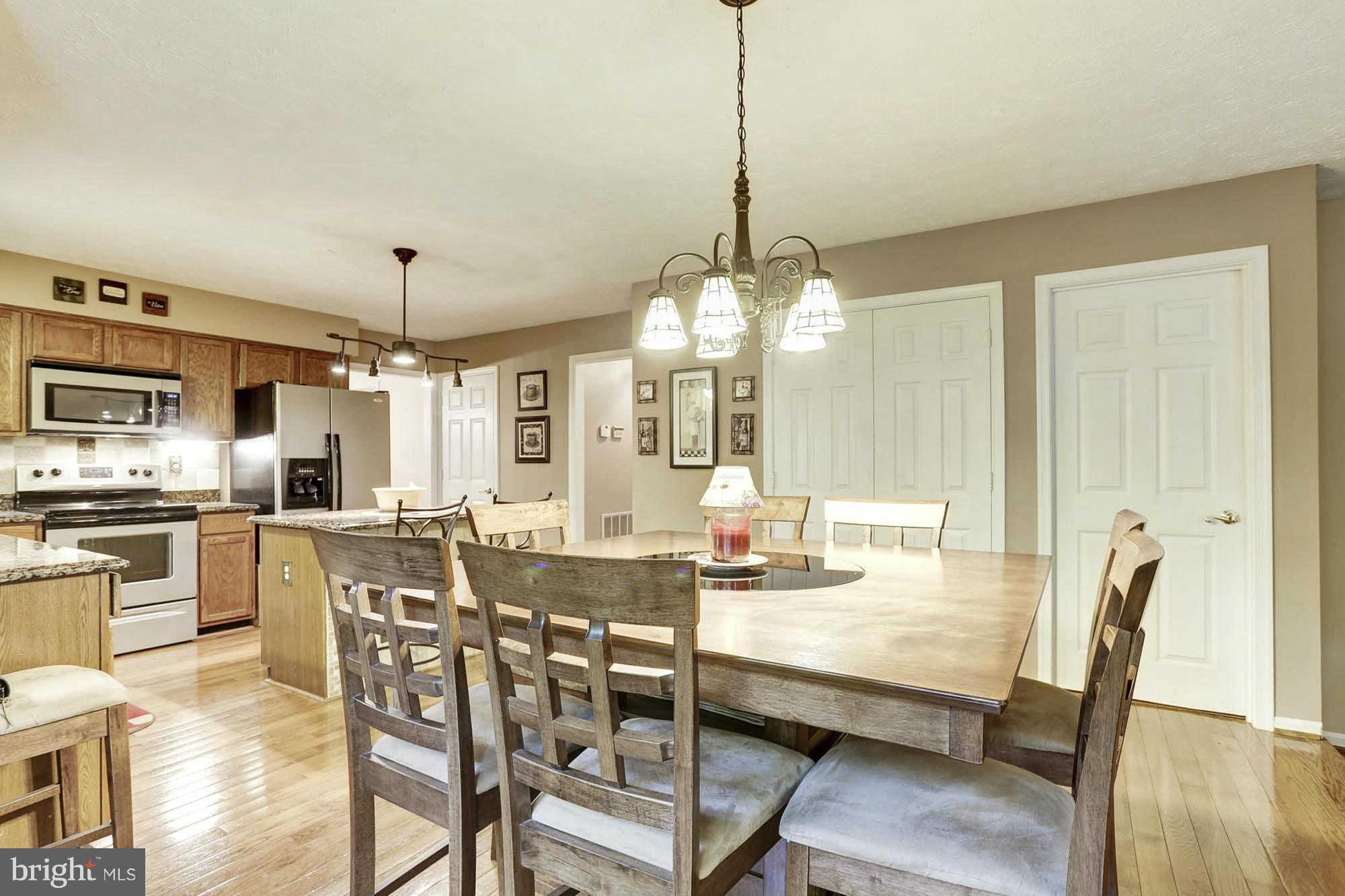 33 Little River Road Laurel, MD 20724 - Photo 16 of 30 Kitchen