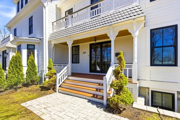 $1,950,000 | 300 Elliot Street, Unit 2, Newton, MA 02464
