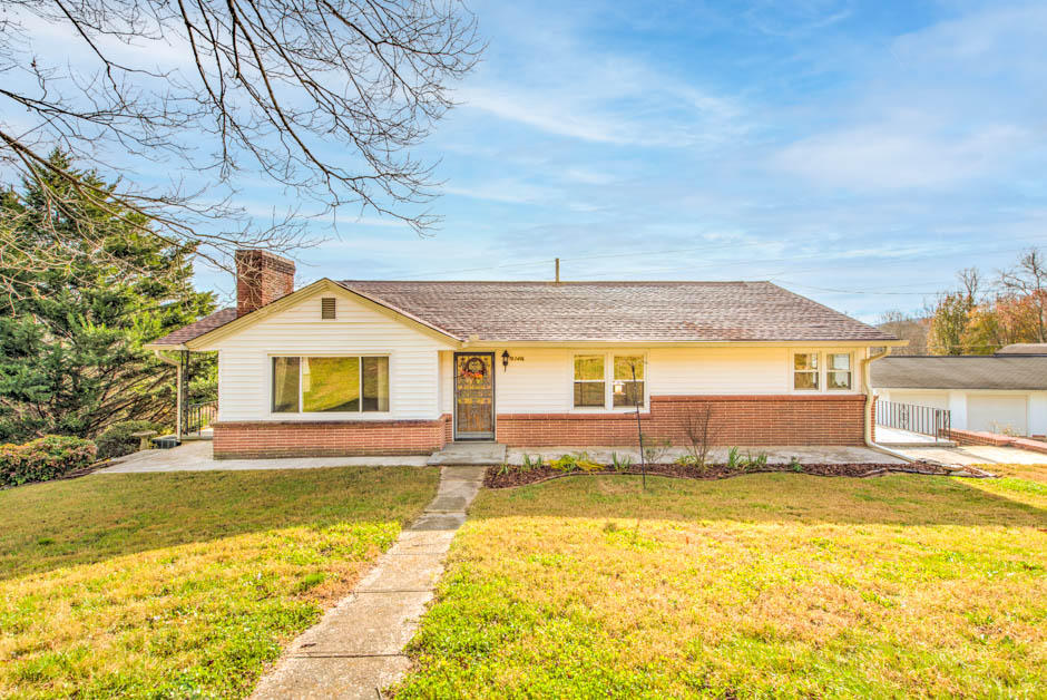 9340 Pedigo Road Powell, TN 37849 - Photo 1 of 39 1