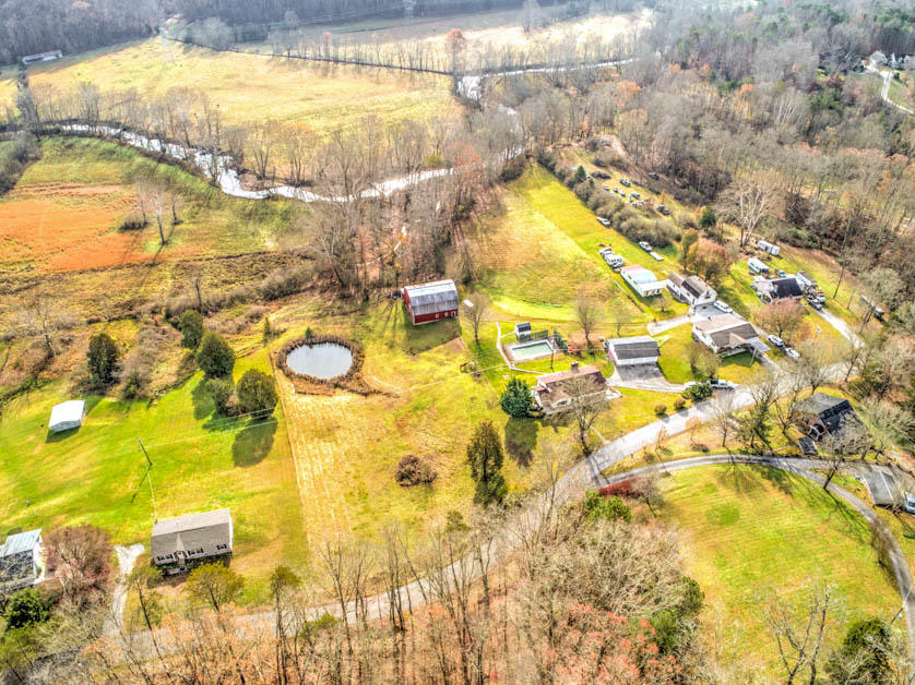 9340 Pedigo Road Powell, TN 37849 - Photo 14 of 39 15