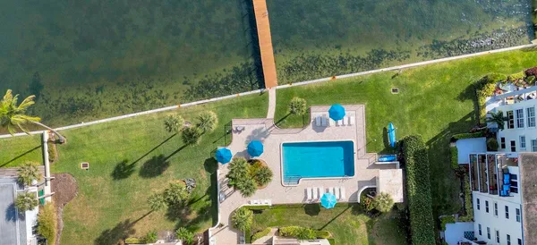 $3,000 | 1202 South Lake Drive, Unit 501, Lantana, FL 33462