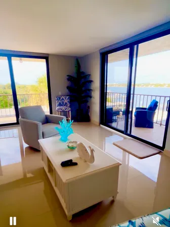 $3,000 | 1202 South Lake Drive, Unit 501, Lantana, FL 33462