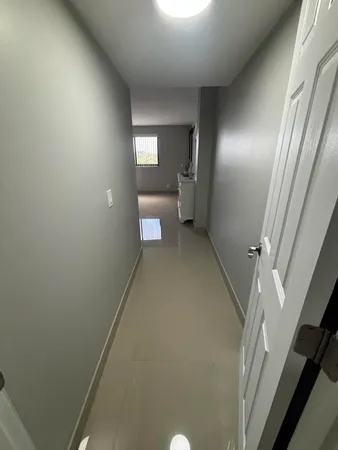 $3,000 | 1202 South Lake Drive, Unit 501, Lantana, FL 33462