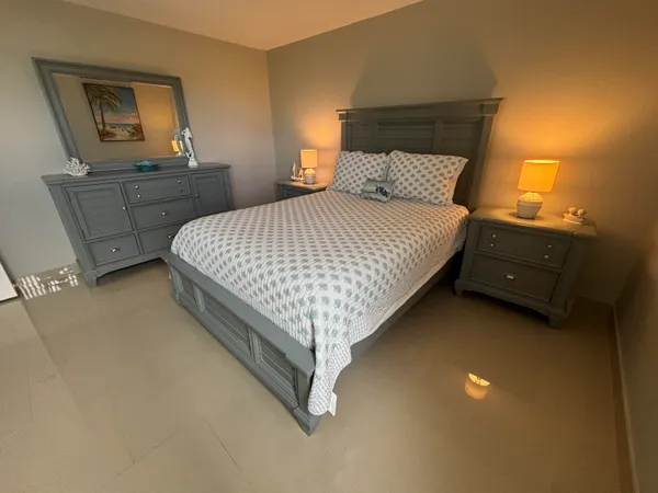 $3,000 | 1202 South Lake Drive, Unit 501, Lantana, FL 33462