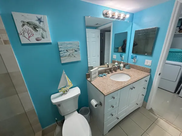 $3,000 | 1202 South Lake Drive, Unit 501, Lantana, FL 33462