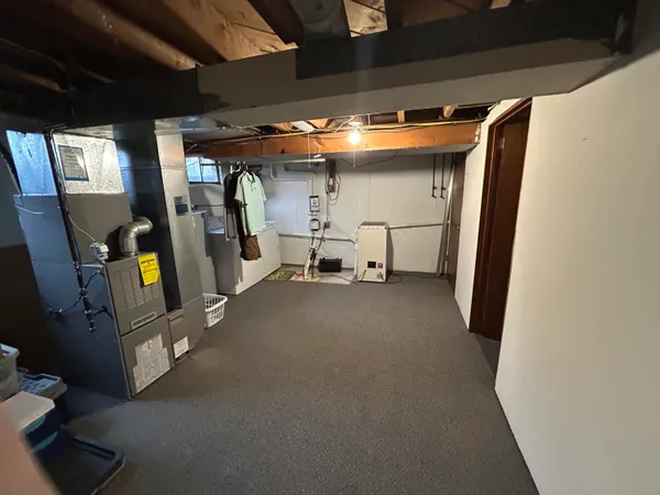$279,900 | 616 South Stewart Avenue, Fremont, MI 49412