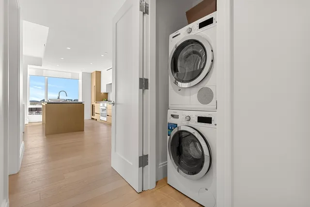 $2,399,000 | 380 Harrison Avenue, Unit 1008, Boston, MA 02118