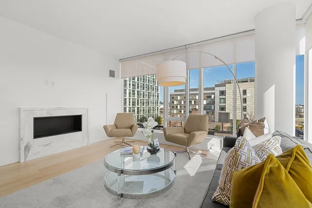 $2,399,000 | 380 Harrison Avenue, Unit 1008, Boston, MA 02118