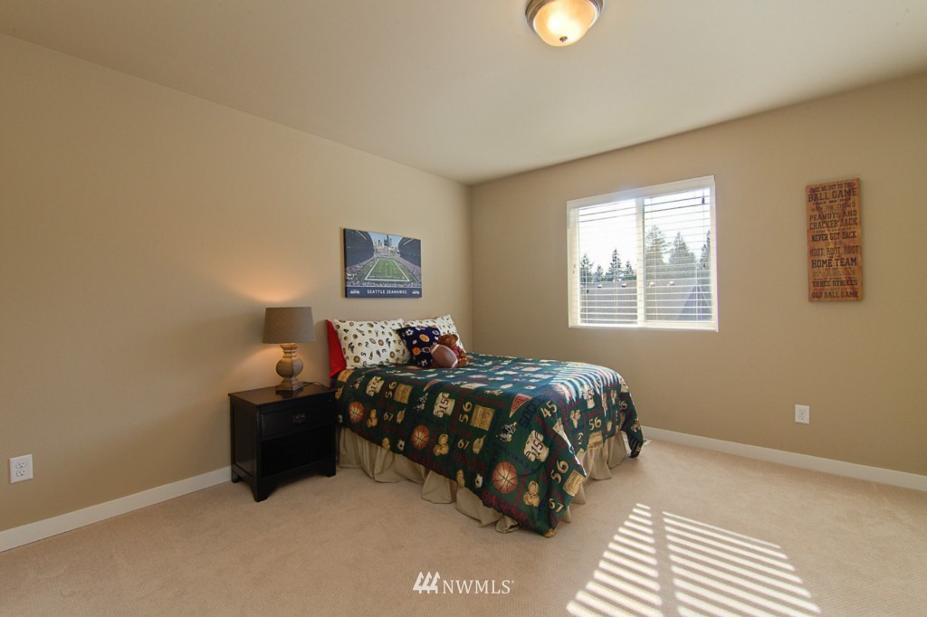 22432 36th Avenue Southeast Bothell, WA 98021 - Photo 14 of 18