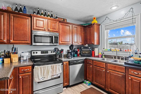 $398,000 | 1411 Minnesota Avenue, Unit 1 & 2, Lynn Haven, FL 32444