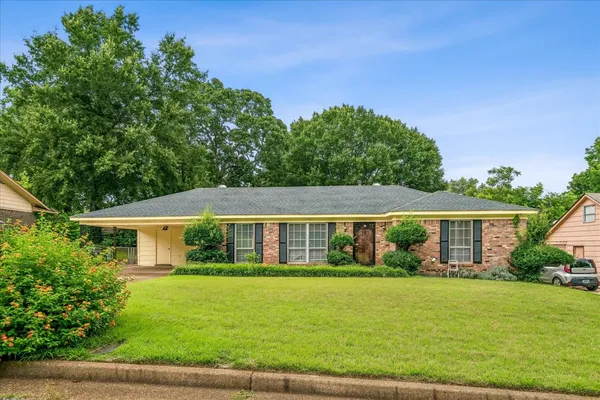 $220,000 | 4208 Oakcrest Avenue, Memphis, TN 38128