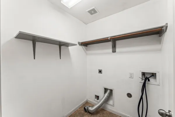 $2,450 | 3103 Lockeridge Village Drive, Spring, TX 77386