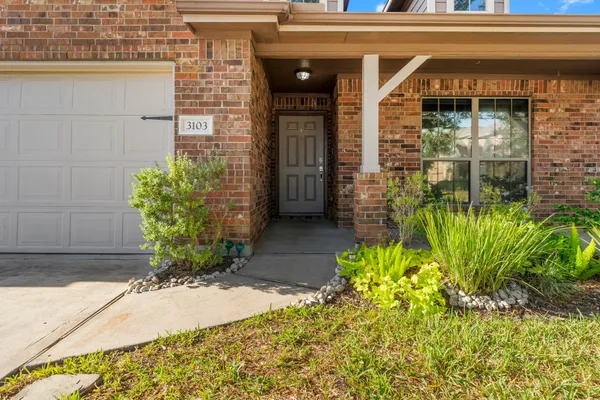 $2,450 | 3103 Lockeridge Village Drive, Spring, TX 77386