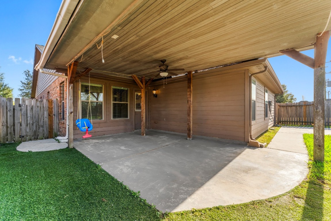 3103 Lockeridge Village Drive Spring, TX 77386 - Photo 44 of 47