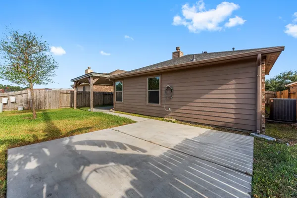 $2,450 | 3103 Lockeridge Village Drive, Spring, TX 77386