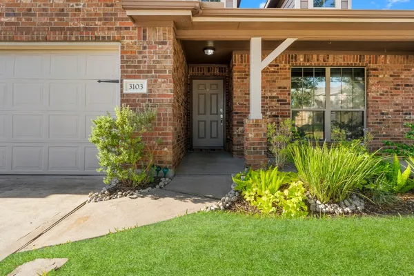 $2,450 | 3103 Lockeridge Village Drive, Spring, TX 77386