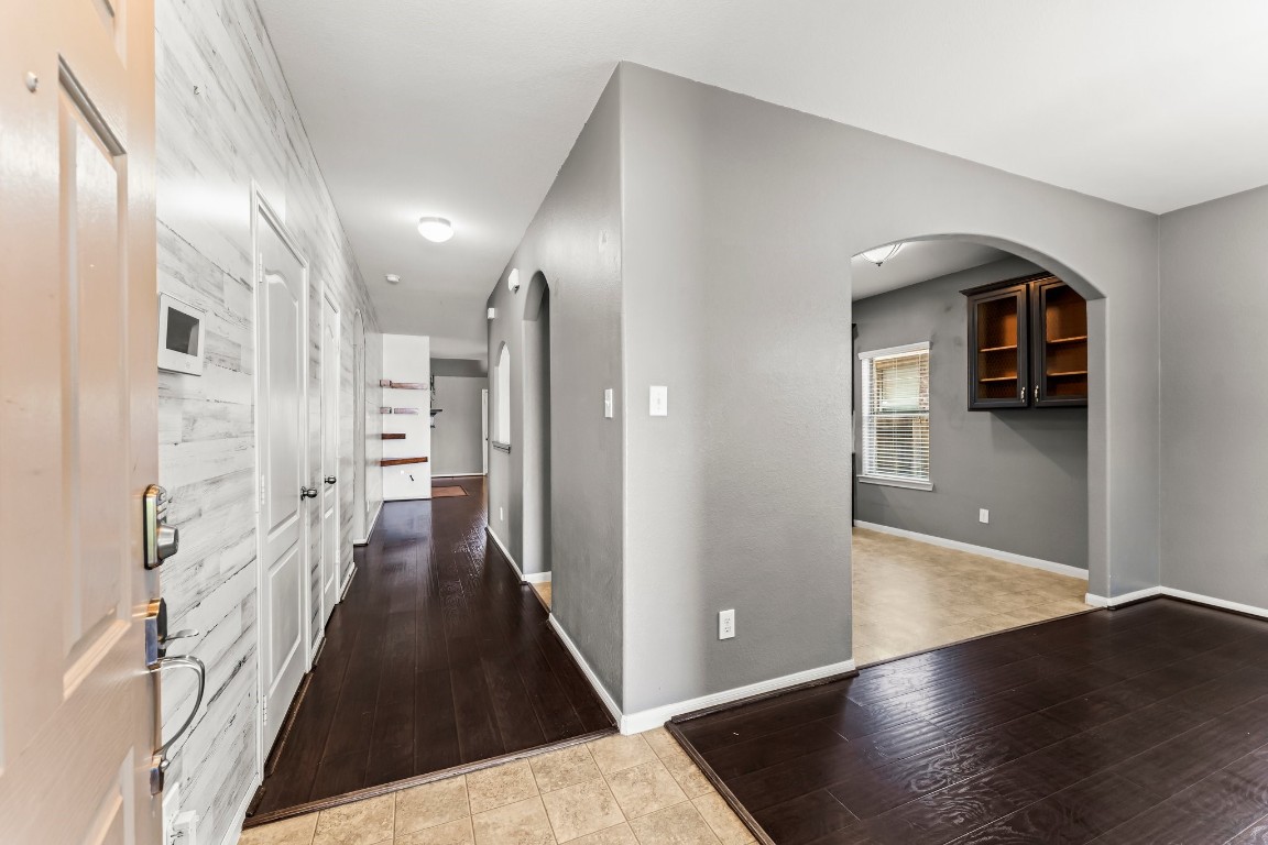 3103 Lockeridge Village Drive Spring, TX 77386 - Photo 8 of 47