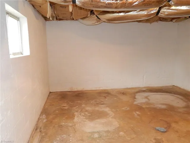 $323,000 | 1662 Ralph Joyce Road, Sandy Ridge, NC 27046