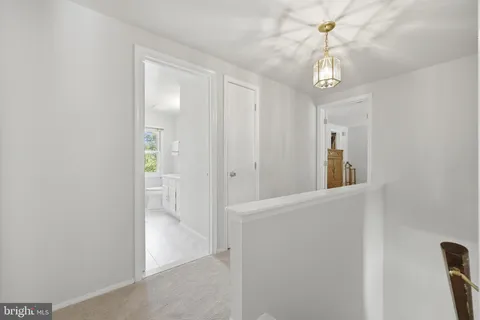 $1,150,000 | 10 Wandering Trail Court, Potomac, MD 20854