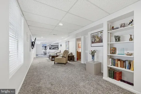 $1,150,000 | 10 Wandering Trail Court, Potomac, MD 20854