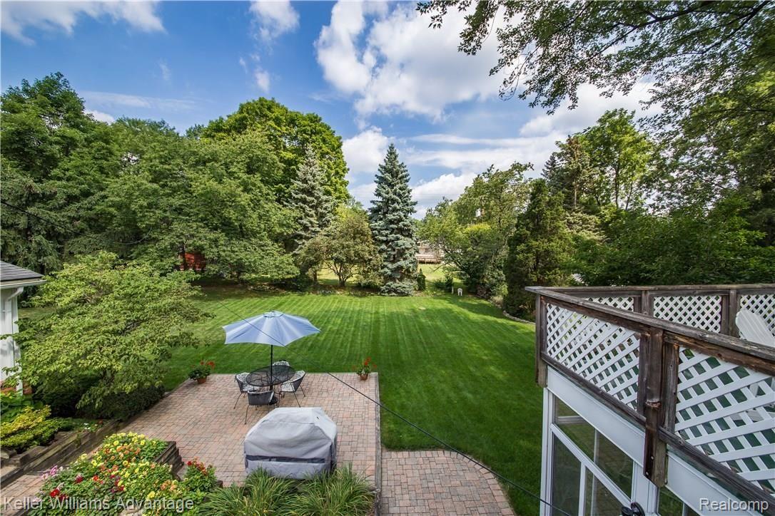 36508 West Lyman Road Farmington, MI 48331 - Photo 52 of 63 Lyman_36508_Back_02.jpg