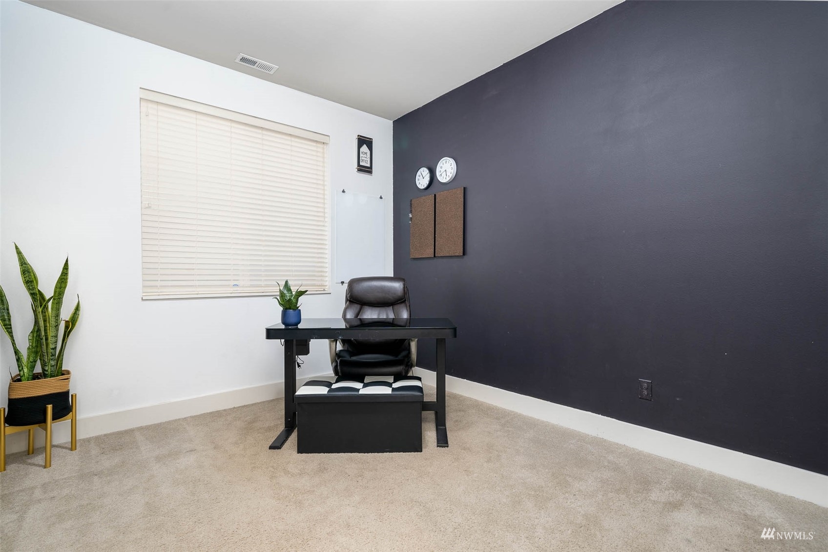 5203 Northeast 12th Street Renton, WA 98059 - Photo 8 of 31