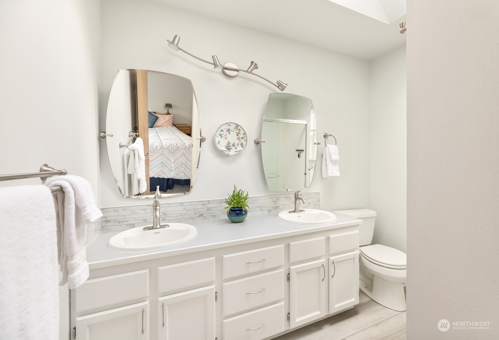 2329 185th Place Southeast Bothell, WA 98012 - Photo 20 of 38 Gallery Image 20