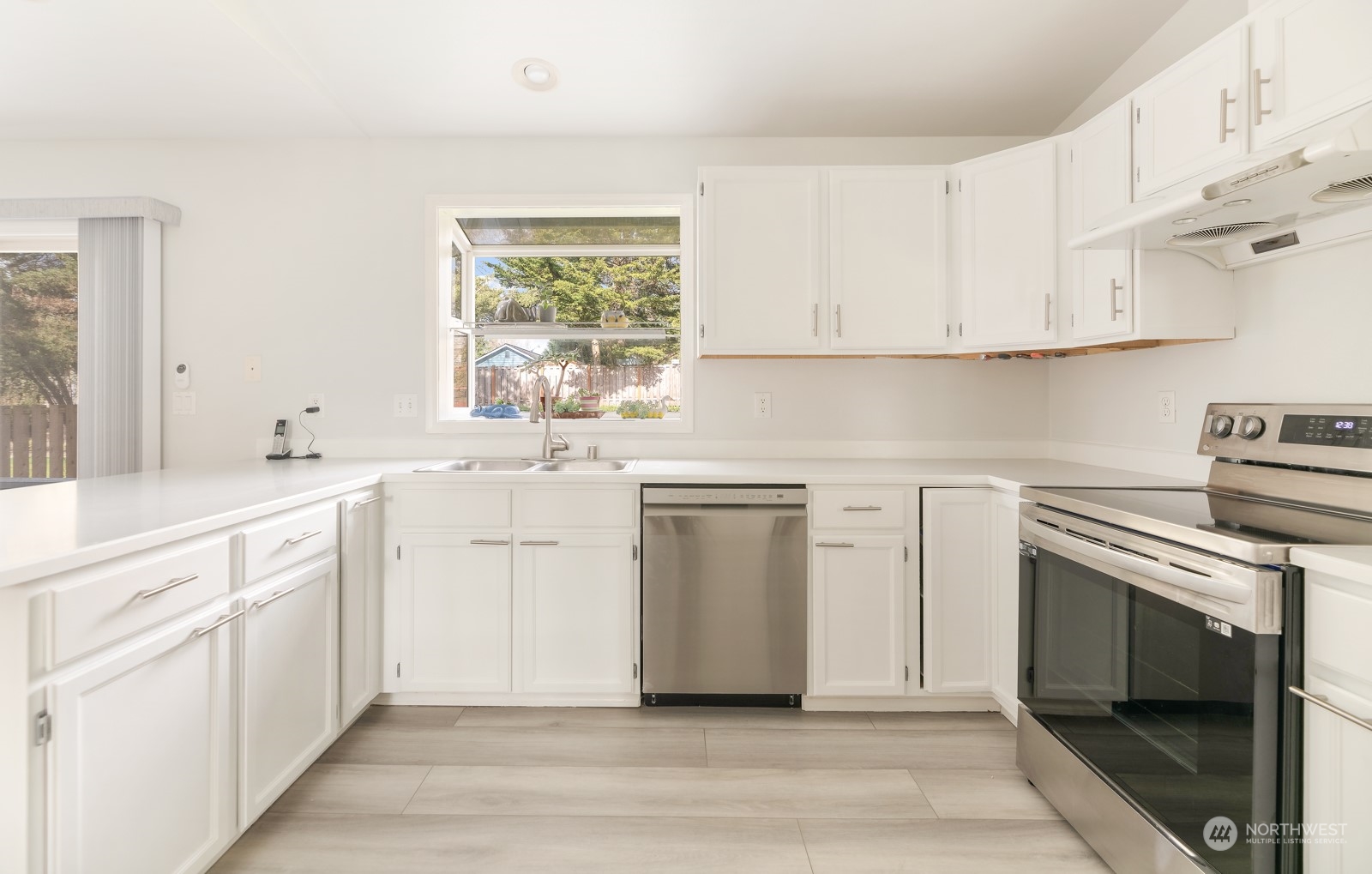 2329 185th Place Southeast Bothell, WA 98012 - Photo 29 of 38 Gallery Image 29