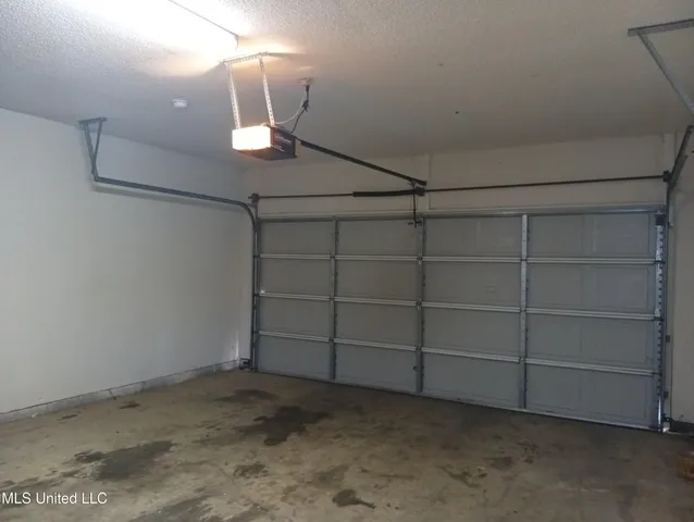 $280,000 | 2252 Beach Drive, Unit 806, Gulfport, MS 39507