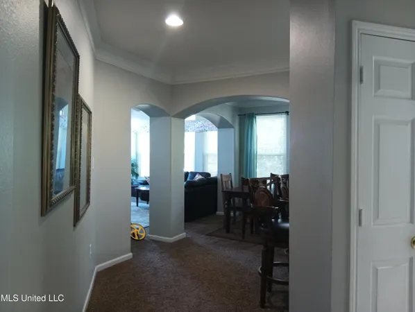 $260,000 | 2252 Beach Drive, Unit 806, Gulfport, MS 39507