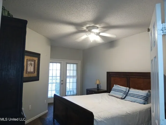 $280,000 | 2252 Beach Drive, Unit 806, Gulfport, MS 39507