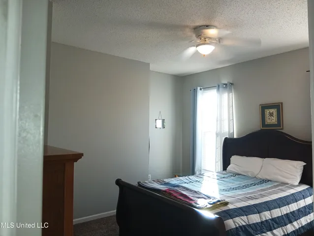 $280,000 | 2252 Beach Drive, Unit 806, Gulfport, MS 39507