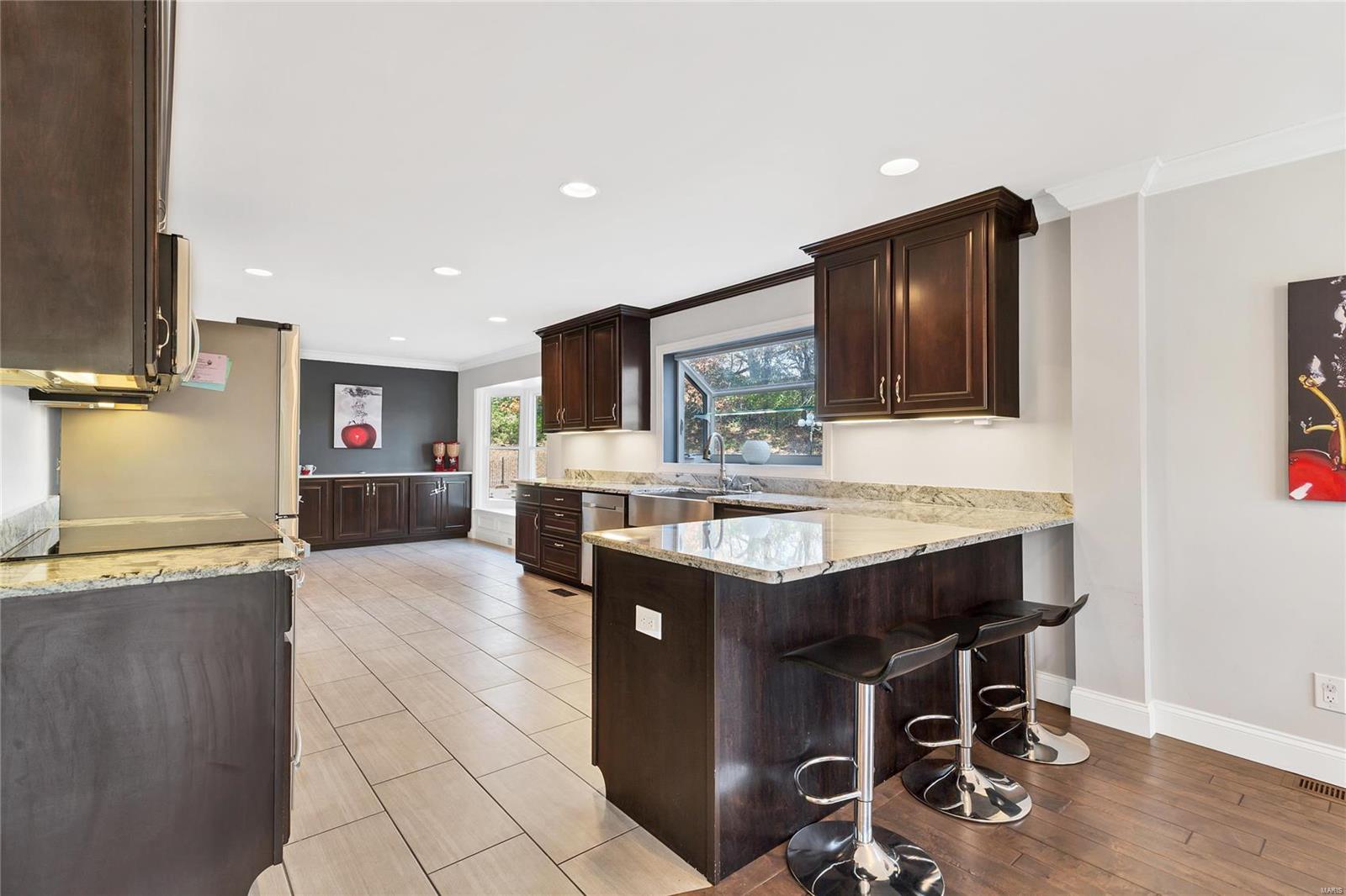 7870 Becker Road St. Louis, MO 63129 - Photo 17 of 48
