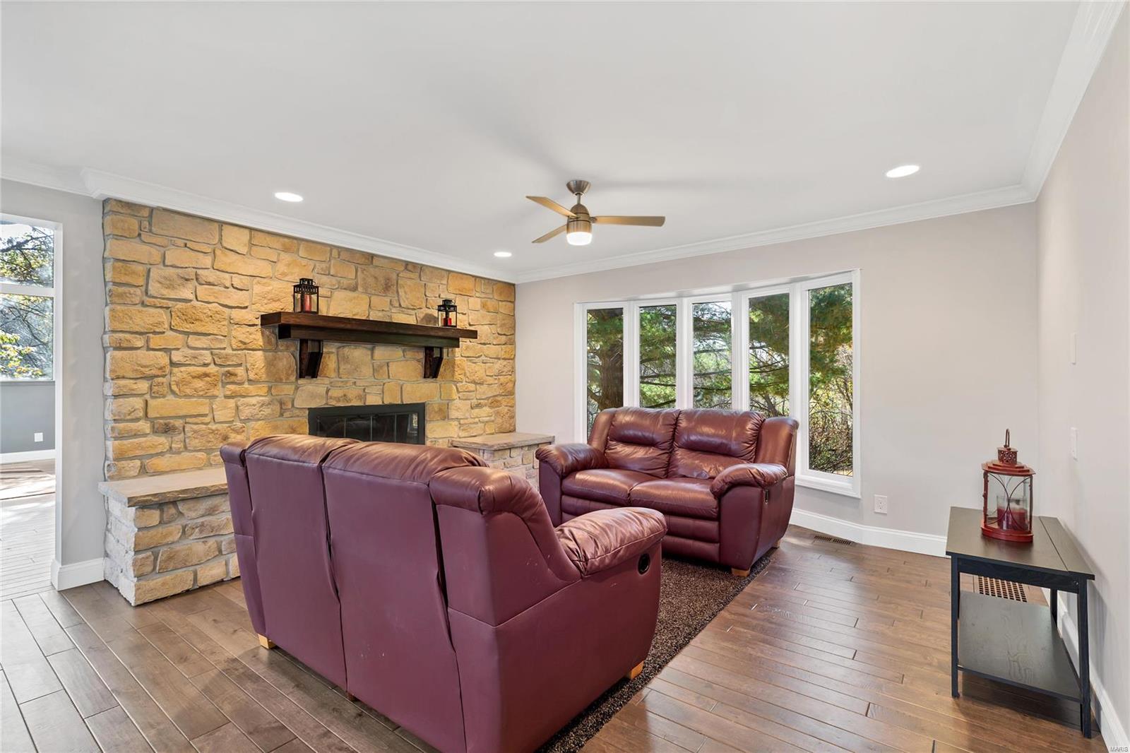 7870 Becker Road St. Louis, MO 63129 - Photo 7 of 48