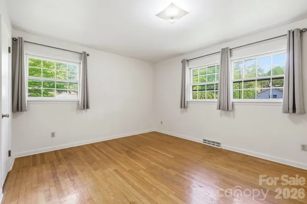 $550,000 | 22 Carjen Avenue, Asheville, NC 28804